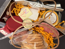 Carica l'immagine nel visualizzatore di Gallery, 2506 - CESTA LOMELLINA LUXURY CON COTECHINO D'OCA ORIGINALE